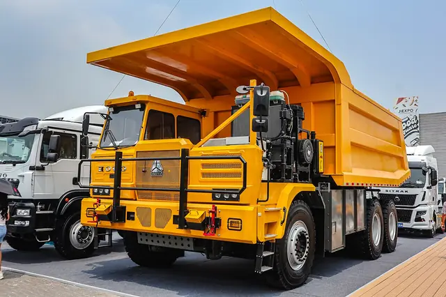 Howo Sinotruk Mining Dump Truck (Mining Indonesia 2026)